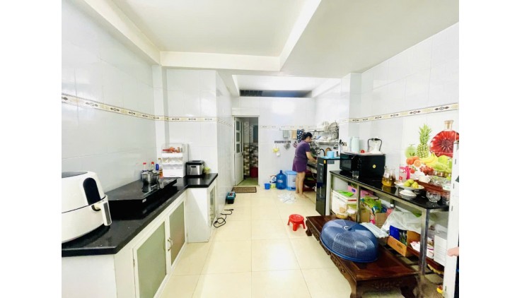 Lý Thường kiệt - Views Quận 10 - HXH Thông - 68m2 - 3 tầng BTCT